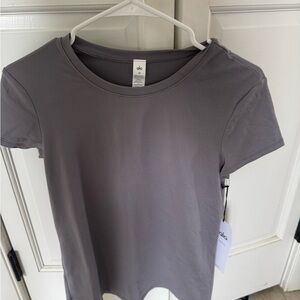 ALO Yoga Alosoft Finesse Gray Fog Women's Tee